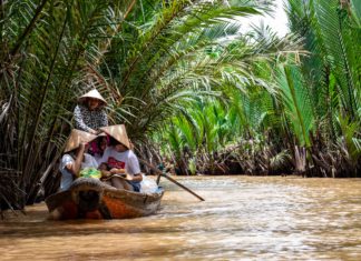 Thailand vs Vietnam: Which one is better?