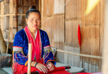 5 ways to leave a positive impact on local communities while traveling